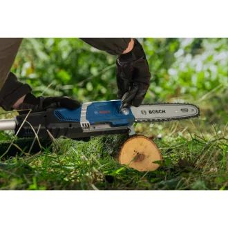   BOSCH Foarfecă telescopică cu acumulator pentru tăiat crengi 240 - 290 cm GKE 18V-25T nr. rev. (fără acumulator și încărcător)