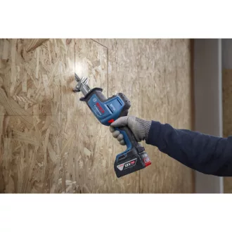   BOSCH Ferastrau sabie compact cu acumulator GSA 18V-24 cu reglaj de turație (fără acumulator și încărcător)