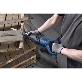   BOSCH Fierăstrău reciprocant GSA 12-30 în cutie + 2 lame de fierăstrău reciprocant / 1250 W
