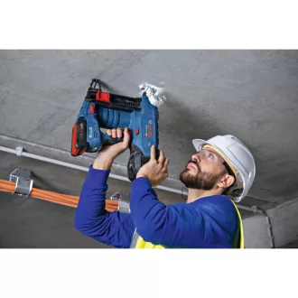   BOSCH BITURBO Pistol cuie pentru beton cu acumulator GNB 18V-40 în XL-BOXX (2 x acumulatori 4,0 Ah + încărcător rapid)