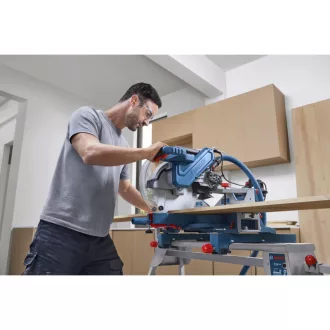   BOSCH Ferăstrău cu glisare pentru tăiat la unghi GCM 340-305 D / 1800 W (Indicatoare LED pentru tăiere)