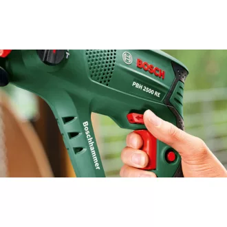   Slefuitor cu bandă BOSCH PBS 75 A (dimensiunea curelei: 75 x 533 mm) / 710 W