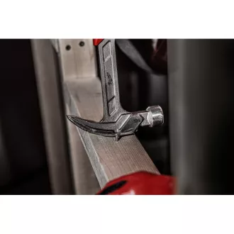 Ciocan de dulgher MILWAUKEE drept 570 g magnetic