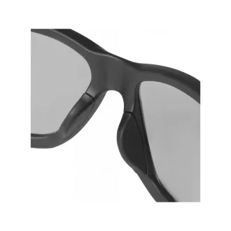 Ochelari de protecție de culoare fum MILWAUKEE Performance
