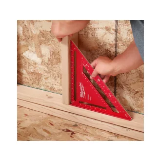 MILWAUKEE Riglă unghiulară cu talpă 300 mm metrică