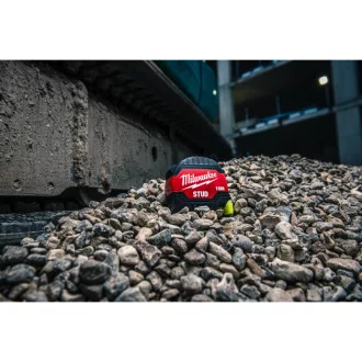   MILWAUKEE Ruletă rezistentă la șocuri 8 m x 33 mm STUD (GEN 3)