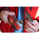 Mașină multifuncțională fără fir MILWAUKEE C12 MT-202B (2 x 2,0 Ah baterie + încărcător)