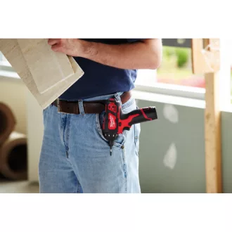   Șurubelniță fără fir MILWAUKEE M12 BD-202C (2 baterii de 2,0 Ah + încărcător)