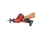 Ferăstrău alternativ fără fir MILWAUKEE M12 CHZ-402C (2 baterii de 4,0 Ah + încărcător)