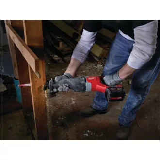  Ferăstrău alternativ fără fir MILWAUKEE M18 BSX-402C (2 baterii de 4,0 Ah + încărcător)