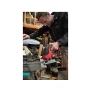 Ferăstrău alternativ fără fir MILWAUKEE M18 BJS-402C (2 baterii de 4,0 Ah + încărcător)