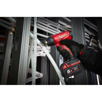   Suflantă de aer cald fără fir MILWAUKEE M18 BHG-502C (2 baterii de 5,0 Ah + încărcător)