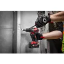Mașină de găurit cu acumulator MILWAUKEE M18 BLDD2-402 x (2 x baterii de 4,0 Ah + încărcător)