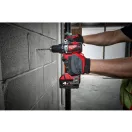 MILWAUKEE Mașină de găurit cu percuție cu acumulator M18 BLPD2-402 x (2 x baterii de 4,0 Ah + încărcător)