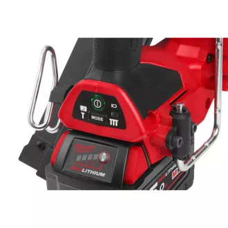   MILWAUKEE cuisoare structurală fără fir M18 FFN-502C (2 baterii de 5,0 Ah + încărcător)