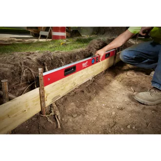 MILWAUKEE Nivel digital 1200 mm IP65 REDLITHIUM™ USB