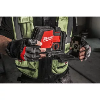   Laser cu linii încrucișate fără fir MILWAUKEE L4 CLL-301C (1 baterie de 3,0 Ah + cablu de încărcare USB)