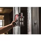 Laser M12 CLLP-301C cu linie încrucișată și punct încrucișată fără fir MILWAUKEE (1 baterie de 3,0 Ah + cablu de încărcare USB)
