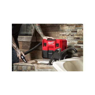   MILWAUKEE Aspirator fără fir M12 FVCL-0 umed/uscat (fără baterie + încărcător)