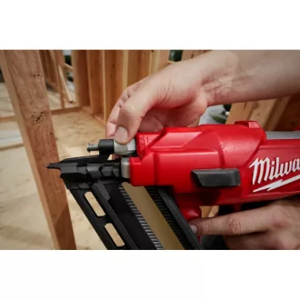   MILWAUKEE Pisător de cuie fără fir M18 FFNS-502C (2 baterii de 5,0 Ah + încărcător)