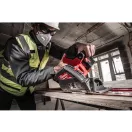 Fierăstrău cu acumulator MILWAUKEE M18FPS55-552P (2 baterii de 5,5 Ah + încărcător)