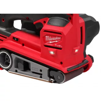   MILWAUKEE Slefuitoare cu bandă fără fir M18 FBTS75-552 x (2 x baterii de 5,5 Ah + încărcător)