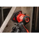 MILWAUKEE Slefuitor delta fără fir M12 FDSS-422 x (1 x baterie de 4,0 Ah + 1 x baterie de 2,0 Ah + încărcător)