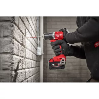   Mașină de găurit cu percuție MILWAUKEE M18 BLPDRC-422C (1 baterie de 4,0 Ah, 1 baterie de 2,0 Ah + încărcător)