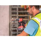 Mașină de găurit cu percuție MILWAUKEE M18 BLPDRC-422C (1 baterie de 4,0 Ah, 1 baterie de 2,0 Ah + încărcător)