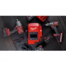 MILWAUKEE Jump Starter M18 JS2000-0 fără acumulator și încărcător