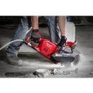 MILWAUKEE Fierăstrău de beton cu acumulator M18 FCOS230-121 (1 x acumulator 12,0 Ah + încărcător)