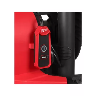   MILWAUKEE Aspirator de spate cu acumulator M18 FBPV2-0 (fără acumulator și încărcător)