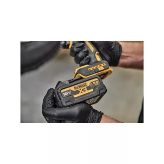 DEWALT Acumulator cauciucat 18 V / 5 Ah DCB184G