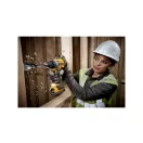 DEWALT mașină de găurit cu acumulator 18 V fără perie de cărbune (2 x 1,7 Ah baterie + încărcător + TSTAK) DCD800E2T