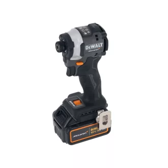   DEWALT/McLaren Șurubelniță cu impact pe baterie 18 V 208Nm 1/4" (2 x 4,0 Ah acumulator + încărcător + TSTAK)