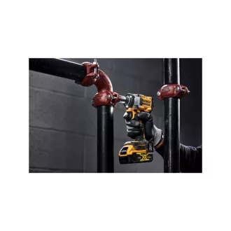   DEWALT Șurubelniță cu impact cu acumulator, 18 V, 1/2", 406 Nm (2 x acumulatori 5,0 Ah + încărcător + TSTAK) DCF922P2T