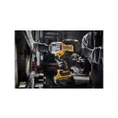 DEWALT Șurubelniță cu impact pe baterie 18 V 1/2" 1626/2372 Nm (2 x 5,0 acumulator + încărcător) în cutie TSTAK