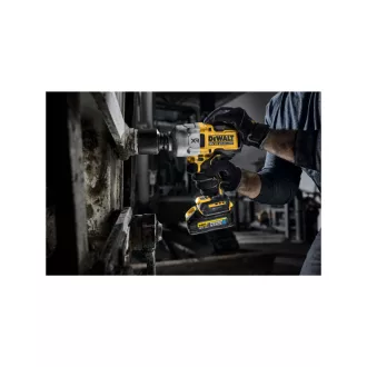   DEWALT Șurubelnic cu impact 18 V 3/4" 1898/2584 Nm  (fără baterie și încărcător)