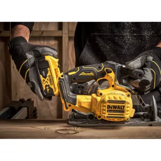   DEWALT Ferăstrău circular fără fir 18 V fără perie de cărbune (2 baterii de 5,0 Ah + încărcător) DCS565P2