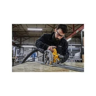 Ferăstrău circular DEWALT 1600 W DWE576K